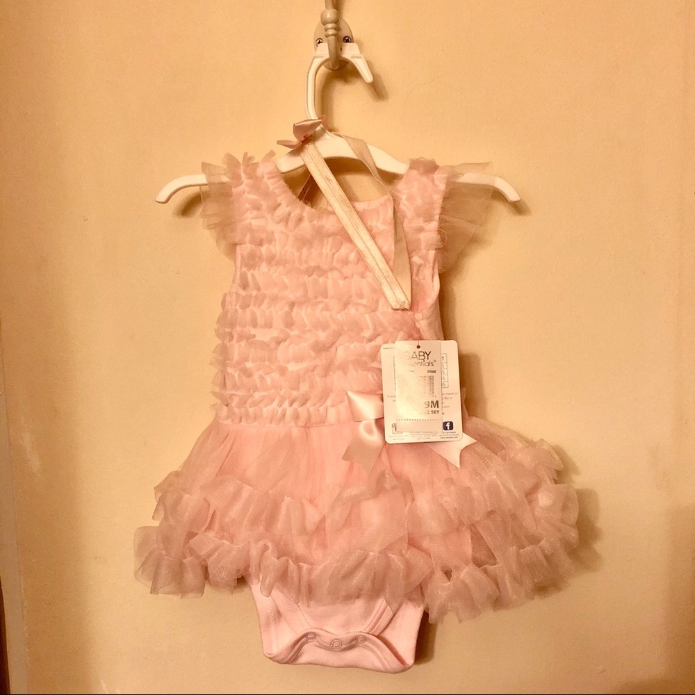 NWT Pink Tutu Bodysuit Set